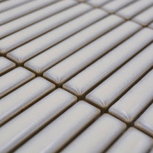 Załaduj obraz do przeglądarki galerii, Kolor ciemny biały połysk mozaika ceramiczna