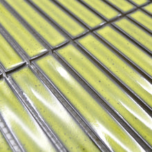 Załaduj obraz do przeglądarki galerii, Mozaika ceramiczna kolor jasny zielony połysk T 101