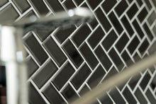 Załaduj obraz do przeglądarki galerii, Mozaika ceramiczna kolor czarny połysk T 77