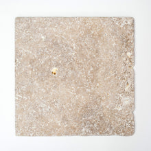 Załaduj obraz do przeglądarki galerii, Mozaika kamienna - traweryn kolor orzech włoski mat T 371