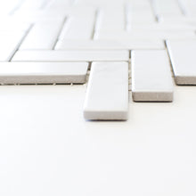 Załaduj obraz do przeglądarki galerii, Mozaika ceramiczna kolor biały mat T13