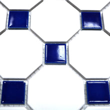 Załaduj obraz do przeglądarki galerii, Mozaika ceramiczna kolor mix biały niebieski mat octagon T 112
