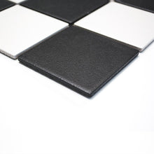 Załaduj obraz do przeglądarki galerii, Mozaika ceramiczna kolor mix czarny biały mat MOZ 5231 VP