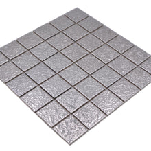 Załaduj obraz do przeglądarki galerii, Mozaika ceramiczna kolor srebrny metal połysk T 157