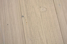 Załaduj obraz do przeglądarki galerii, Samoprzylepna mozaika drewniana kolor jasny szary mat T 206