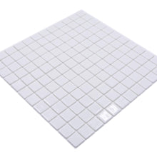 Załaduj obraz do przeglądarki galerii, Mozaika szklana kolor biały połysk T 504