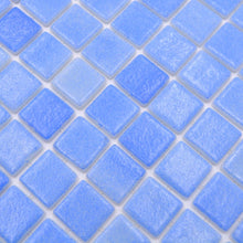 Załaduj obraz do przeglądarki galerii, Mozaika szklana kolor niebieski mat T 539