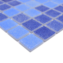 Załaduj obraz do przeglądarki galerii, Mozaika szklana kolor niebieski mieszany połysk T 546