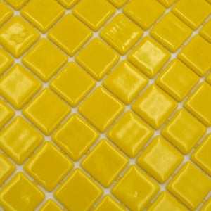 Kolor żółty połysk mozaika szklana