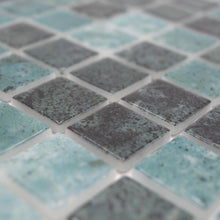Załaduj obraz do przeglądarki galerii, Kolor mix zielony połysk mozaika szklana
