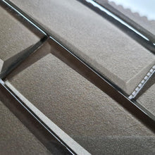 Załaduj obraz do przeglądarki galerii, Mozaika szklana kolor czarny połysk T 572