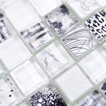 Załaduj obraz do przeglądarki galerii, Mozaika szklana kolor biały połysk T 560