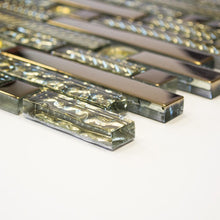 Załaduj obraz do przeglądarki galerii, Mozaika szklana mix złoty połysk T 645