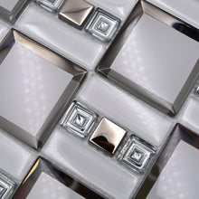 Załaduj obraz do przeglądarki galerii, Kolor biały D3 połysk mozaika szklana