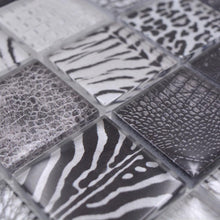 Załaduj obraz do przeglądarki galerii, Mozaika szklana kolor czarny połysk T 575