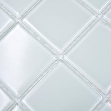 Załaduj obraz do przeglądarki galerii, Mozaika szklana kolor biały połysk T 558
