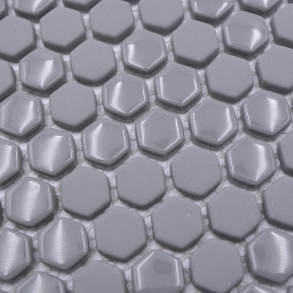Aranżacja Mozaika szklana kolor szary mat hexagon T 548