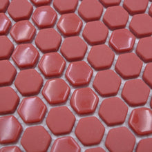 Załaduj obraz do przeglądarki galerii, Mozaika szklana kolor czerwony mat hexagon T 517
