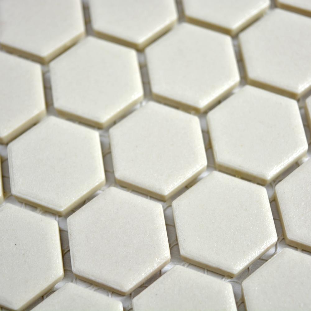 Aranżacja Mozaika ceramiczna kolor biały - beż mat hexagon T1