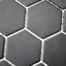 Załaduj obraz do przeglądarki galerii, Mozaika ceramiczna kolor czarny mat hexagon duży
