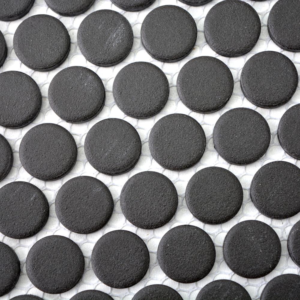 Aranżacja Mozaika ceramiczna kolor czarny mat kółka