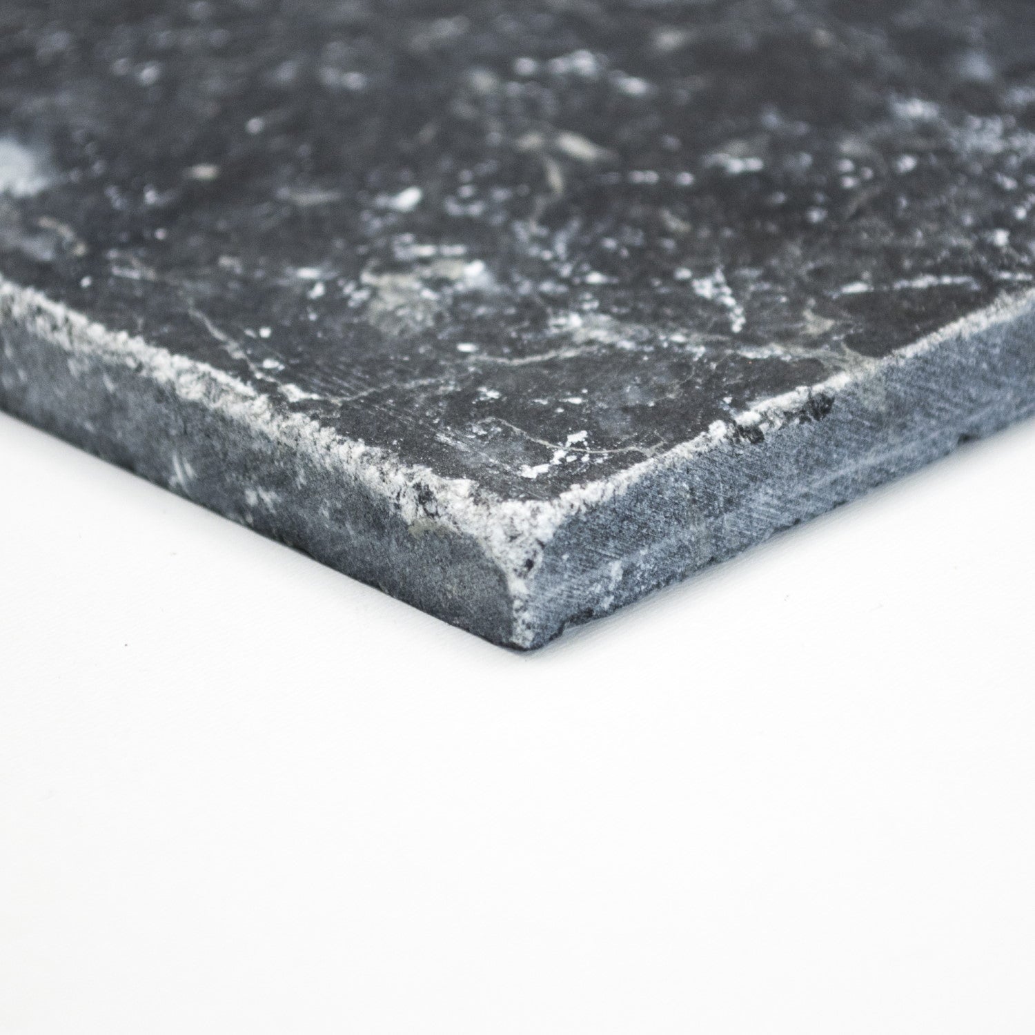 Aranżacja Mozaika kamienna - marmur kolor czarny mat T 257