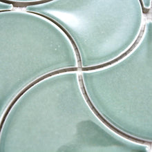Załaduj obraz do przeglądarki galerii, Mozaika ceramiczna kolor jasny zielony połysk T 104
