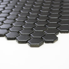 Załaduj obraz do przeglądarki galerii, Mozaika ceramiczna kolor czarny mat hexagon T 60
