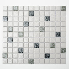 Załaduj obraz do przeglądarki galerii, Mozaika ceramiczna kolor mix czarny biały połysk T 127
