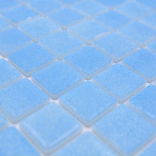 Załaduj obraz do przeglądarki galerii, Mozaika szklana kolor jasny niebieski połysk T 522

