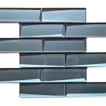 Załaduj obraz do przeglądarki galerii, Mozaika szklana kolor szary i niebieski połysk T 634
