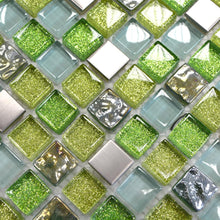 Załaduj obraz do przeglądarki galerii, Mozaika mix kolor mix zielony połysk T 462
