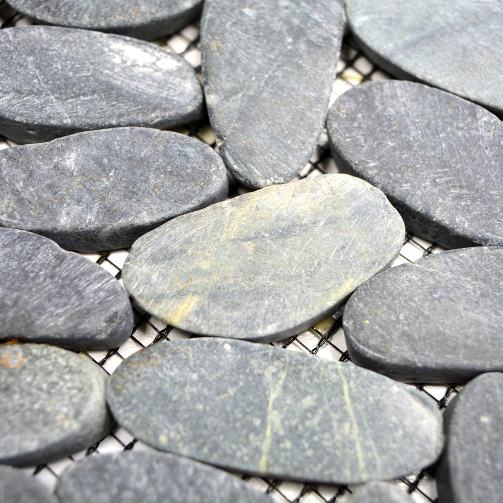 Aranżacja Mamień naturalny - rzeczny kolor czarny mat - podłużny